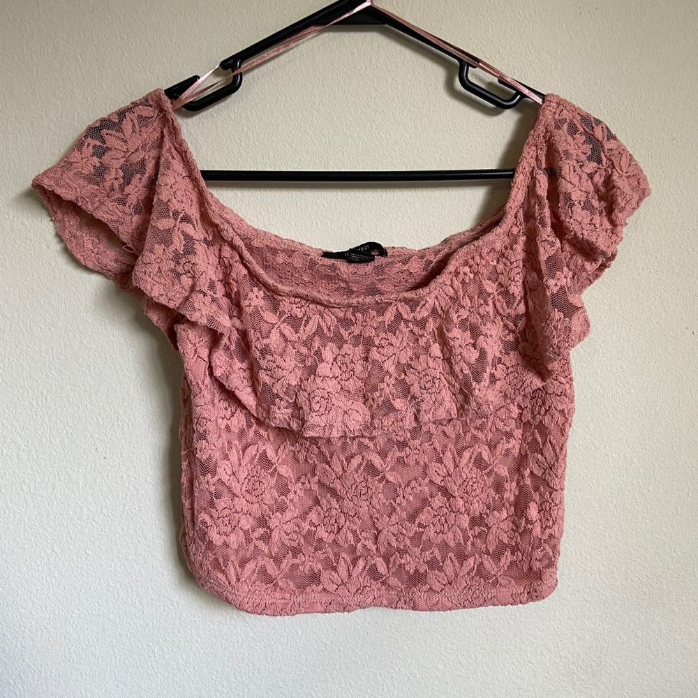 PINK BLUSH LACE CROP TOP🌸